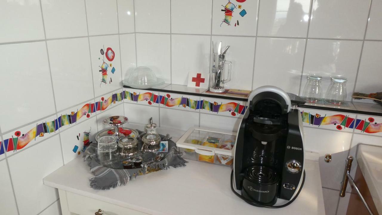 Bed & Breakfast Im Chellhof Benken  Экстерьер фото